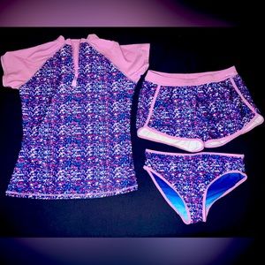 Cute two piece with two bottoms🩱